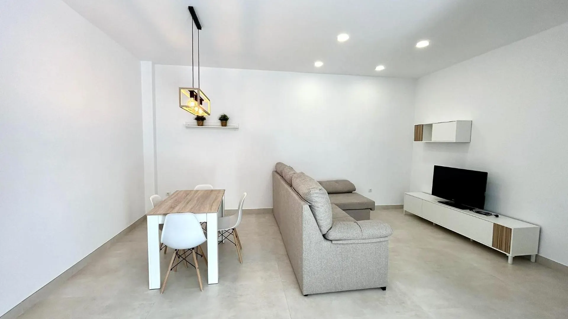Calu Homes Hermoso Apartamento Familiar Málaga
