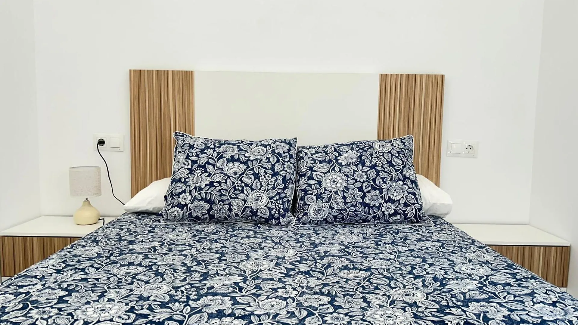 Calu Homes Hermoso Apartamento Familiar Málaga 0*,  Spagna